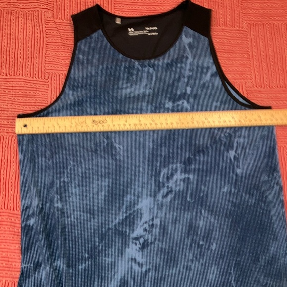 Heatgear Under Armour Black and Blue Tank Top - Picture 8 of 11
